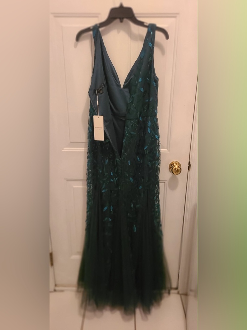 Ever Pretty Emerald Green V-Neck Sequin Leaf Maxi Dress Size 12 NWT - Picture 8 of 14